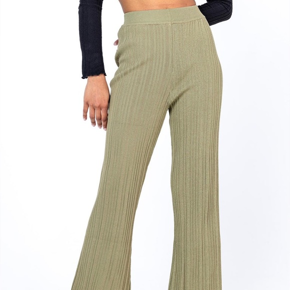 NWOT Princess Polly Women’s Green Knit Pants - Picture 2 of 7